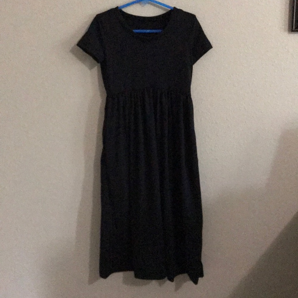 Black Maxi Dress with Pockets.